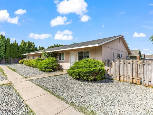 2214-2216 S Landon Ave, Yakima, WA 98903