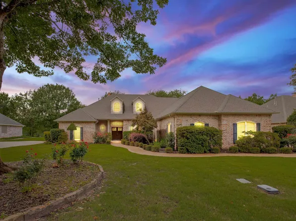 210 Bayhills Dr, Hideaway, TX 75771