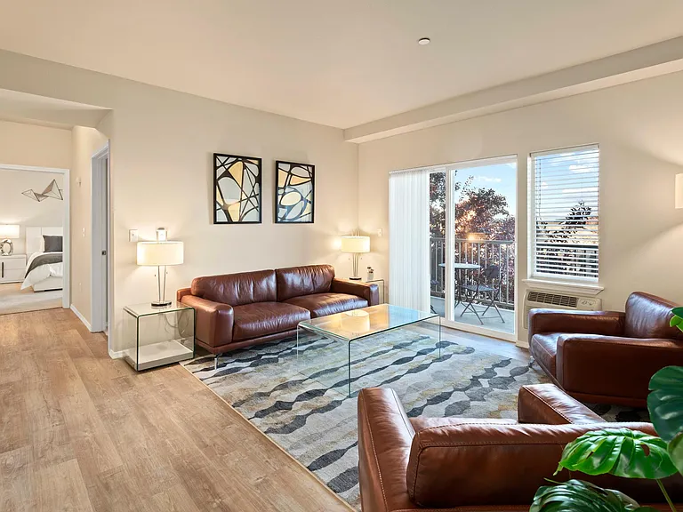 9' Ceilings in Every Unit