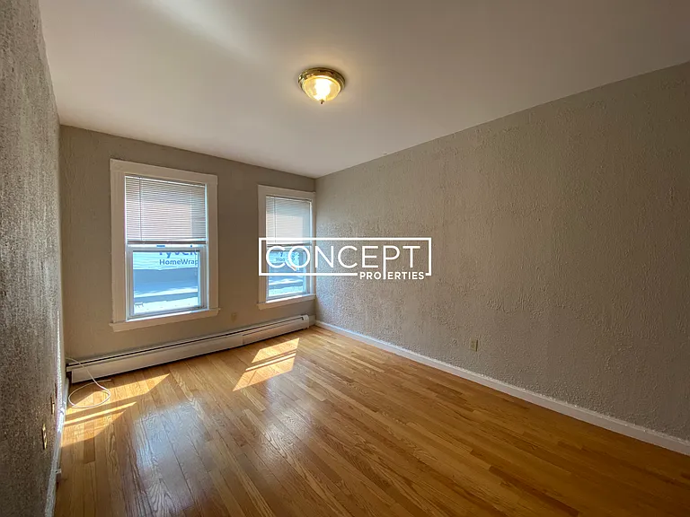 350 Allston St — Photo 15