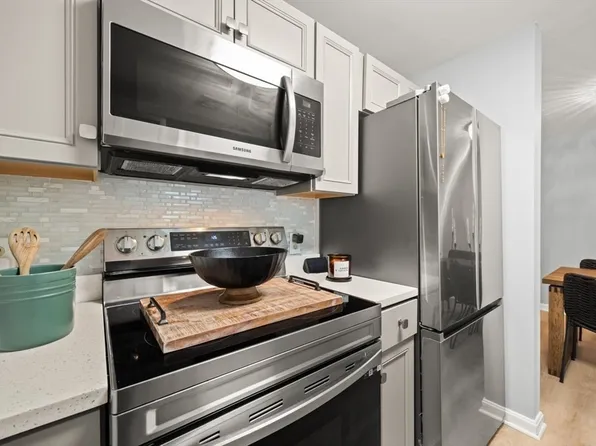 111 Carriage Ln Unit 111, Taunton, MA 02780