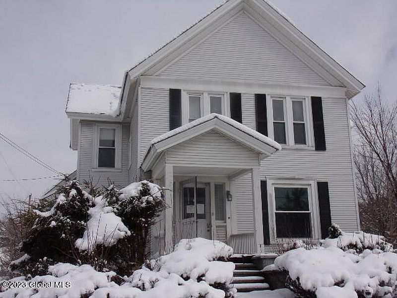 4th image of 37 E Main Street