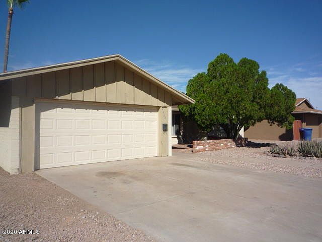 1st image of 4424 S Willow Dr