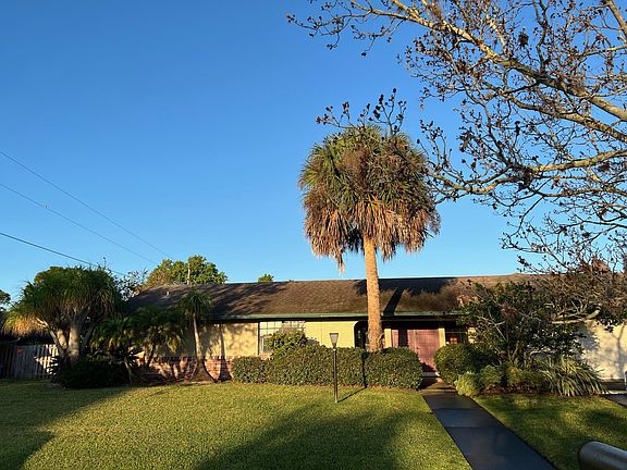 3rd image of 2506 Manorwood Dr