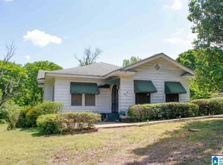 209 Mountain View Rd, Anniston, AL 36201