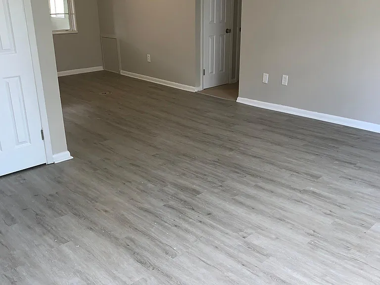 1555 Mayfair Blvd #3 — Photo 3