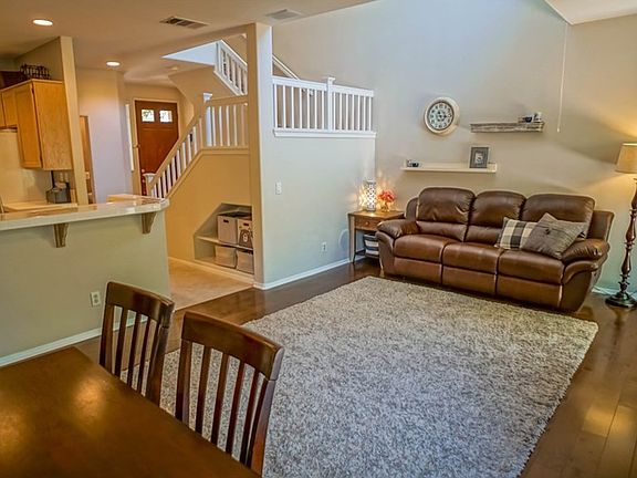 4th image of 26512 Big Horn Way