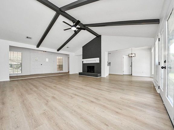 5th image of 2814 Spyglass Ln