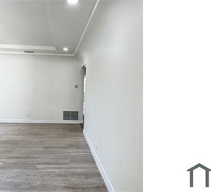 5th image of 13251 Pinney St