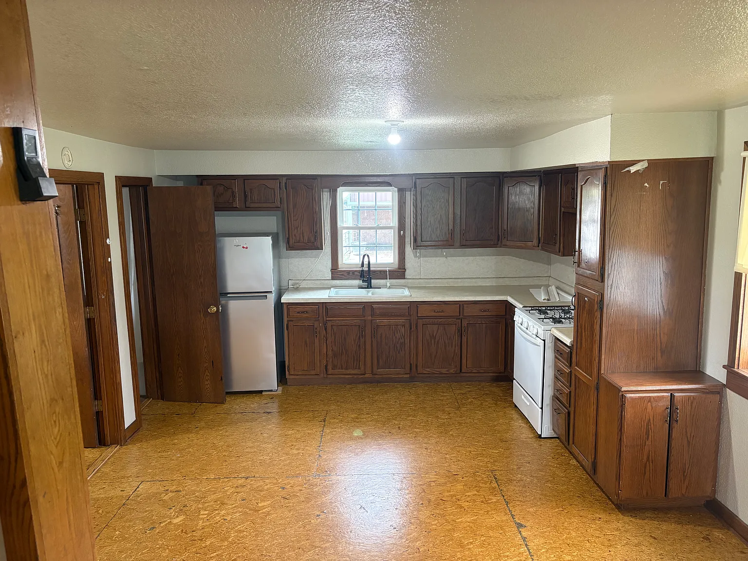 13333 Roth Road — Photo 3