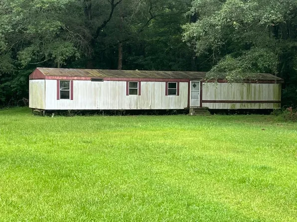 1648 Folly Rd #6, Plymouth, NC 27962