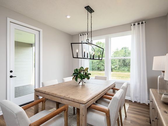 Cafe for Dining Entertaining