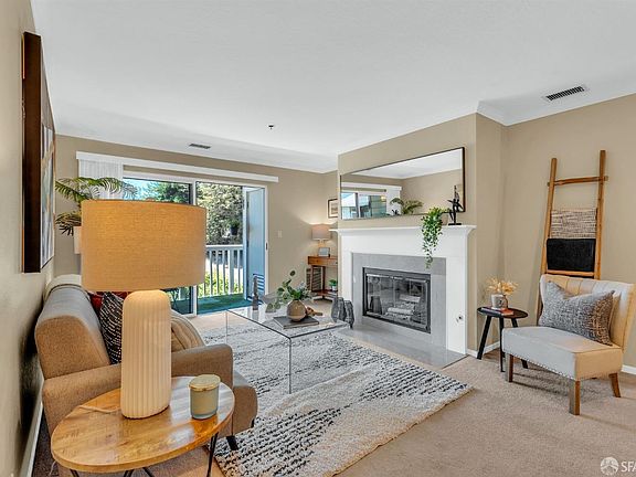 5th image of 300 Murchison Dr APT 319
