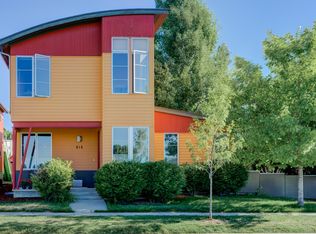 818 Plateau Rd, Longmont, CO 80504