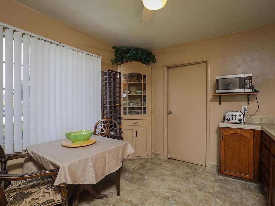 1st image of 4034 Vivian St
