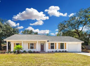 195 College Cv, Niceville, FL 32578