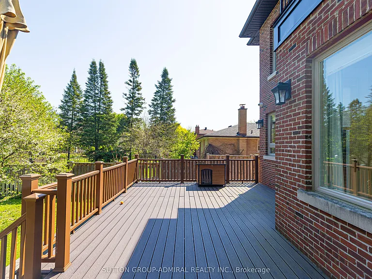24 Wedgewood Dr — Photo 5