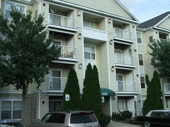 14200 Farnsworth Ln APT 408, Upper Marlboro, MD 20772
