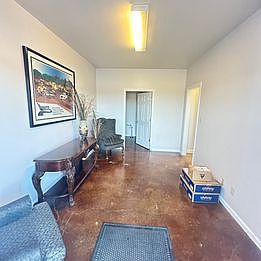 5th image of 298 Quality Dr #1&2
