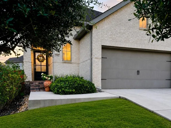 242 Freeman Loop, Liberty Hill, TX 78642