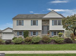 54 Baron Cir, Manheim, PA