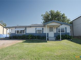 14 W Post Oak Ave, Rogers, TX 76569
