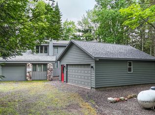 11664 Viola Ln, Presque Isle, WI 54557