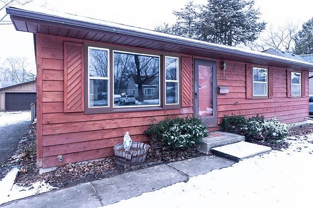 1st image of 1804 Hiawatha Trl