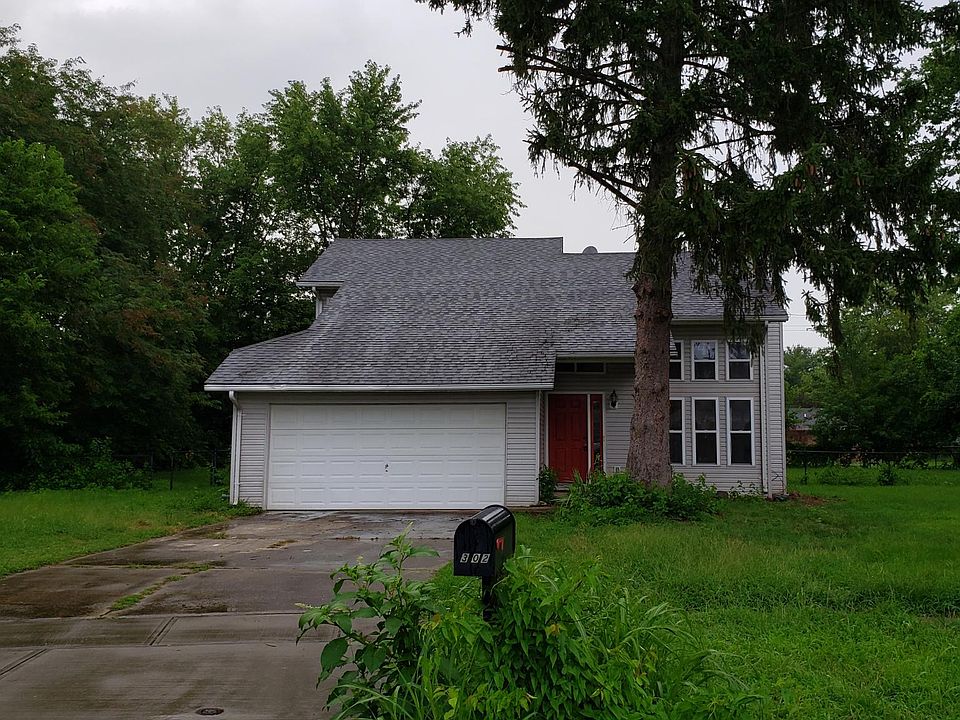 1st image of 302 Marconi Ct