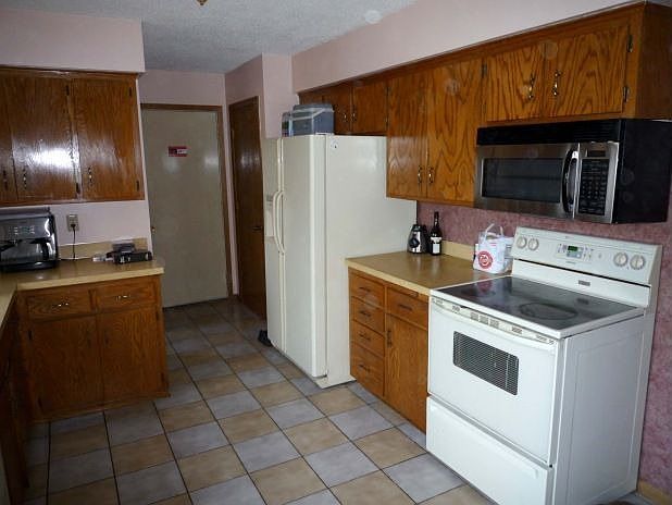 2nd image of 10408 Sumter Ave S
