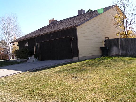 2nd image of 40 Ironweed Dr