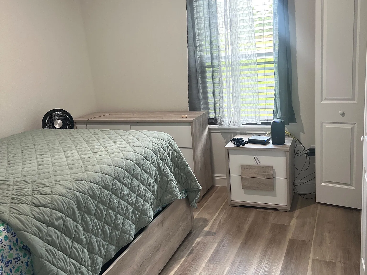 3 bed, 2.0 bath, 1865 sqft, $1,001 — Photo 3