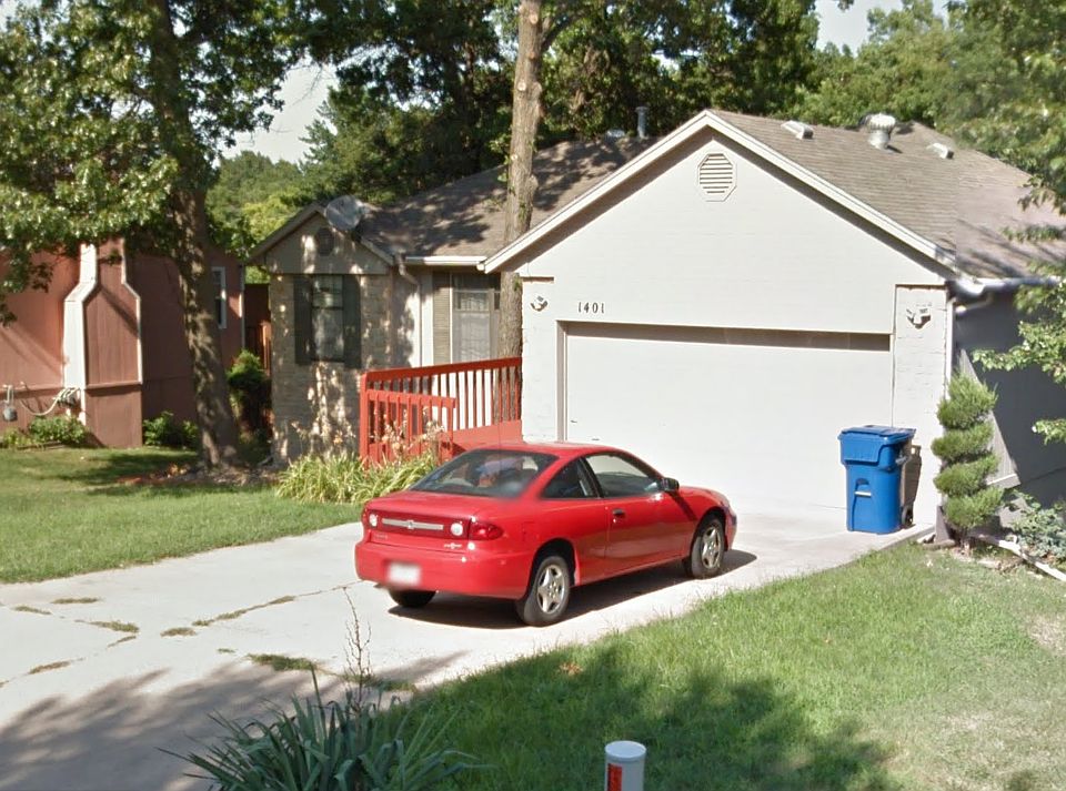 2nd image of 1401 N Emery St