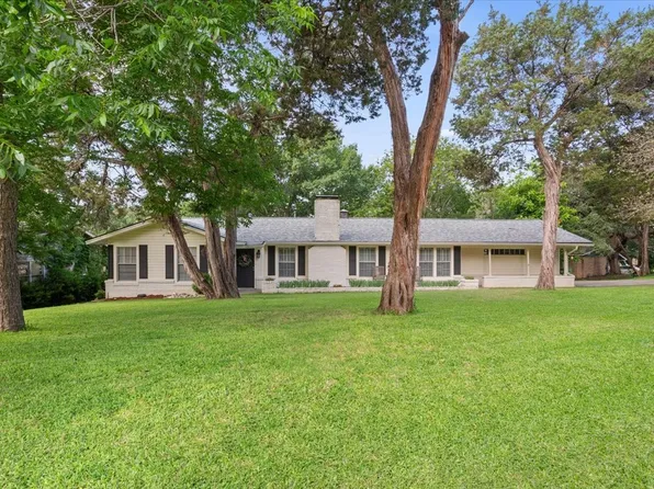 4400 Cedar Mountain Dr, Waco, TX 76708