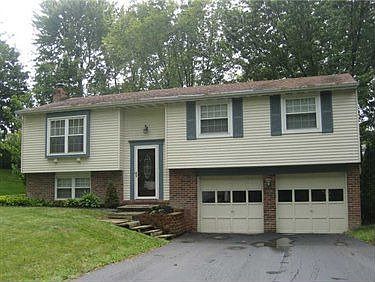 1st image of 116 Briarwood Ln