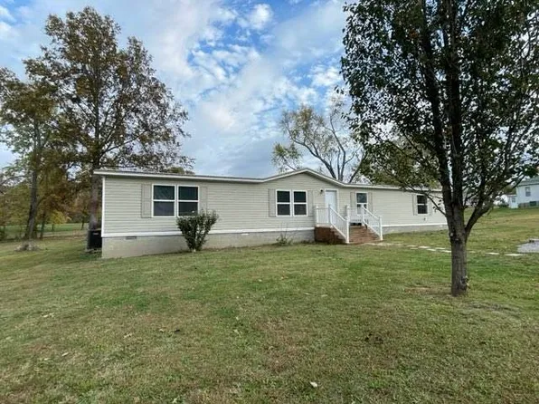 250 E Liberty St, Mill Shoals, IL 62862