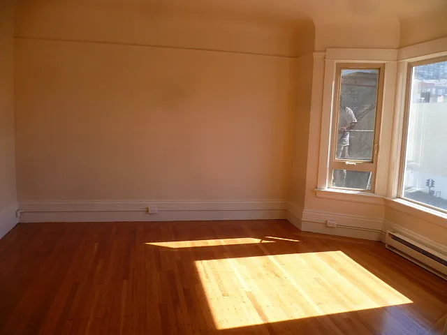 1410 Broadway — Photo 12