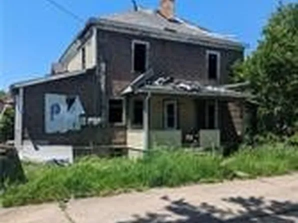 20 E 37th St, Shadyside, OH 43947