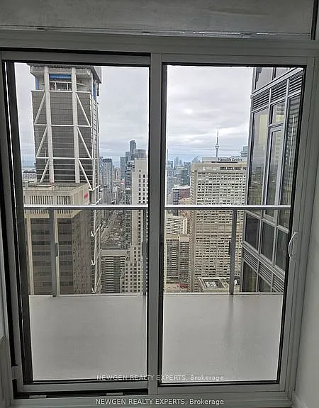 11 Yorkville Ave #4807 — Photo 22