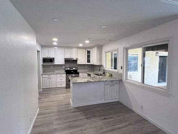 3rd image of 45417 Medicine Bow Way