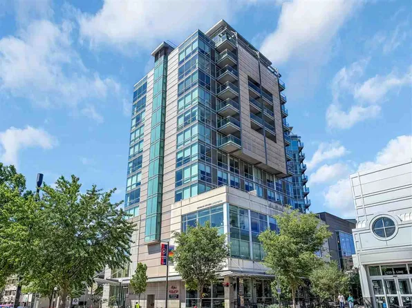 221 E College St APT 801, Iowa City, IA 52240