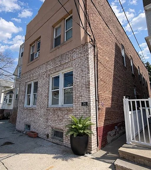 260 Prospect Ave #1F — Photo 11