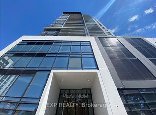 15 Queen St S #914, Hamilton, ON L8P 3R4