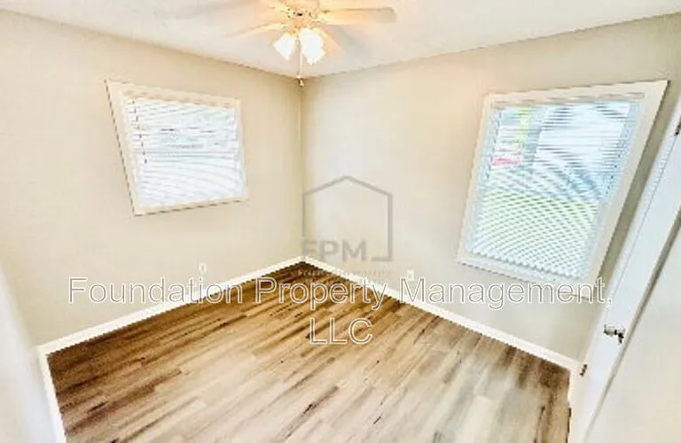 3181 Parham St — Photo 6