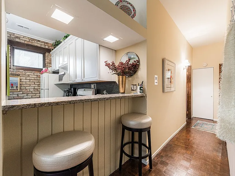 454 W Wrightwood Ave #2A — Photo 7