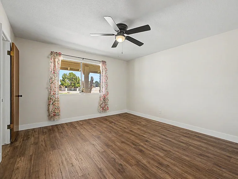 5133 W McNeil St — Photo 18