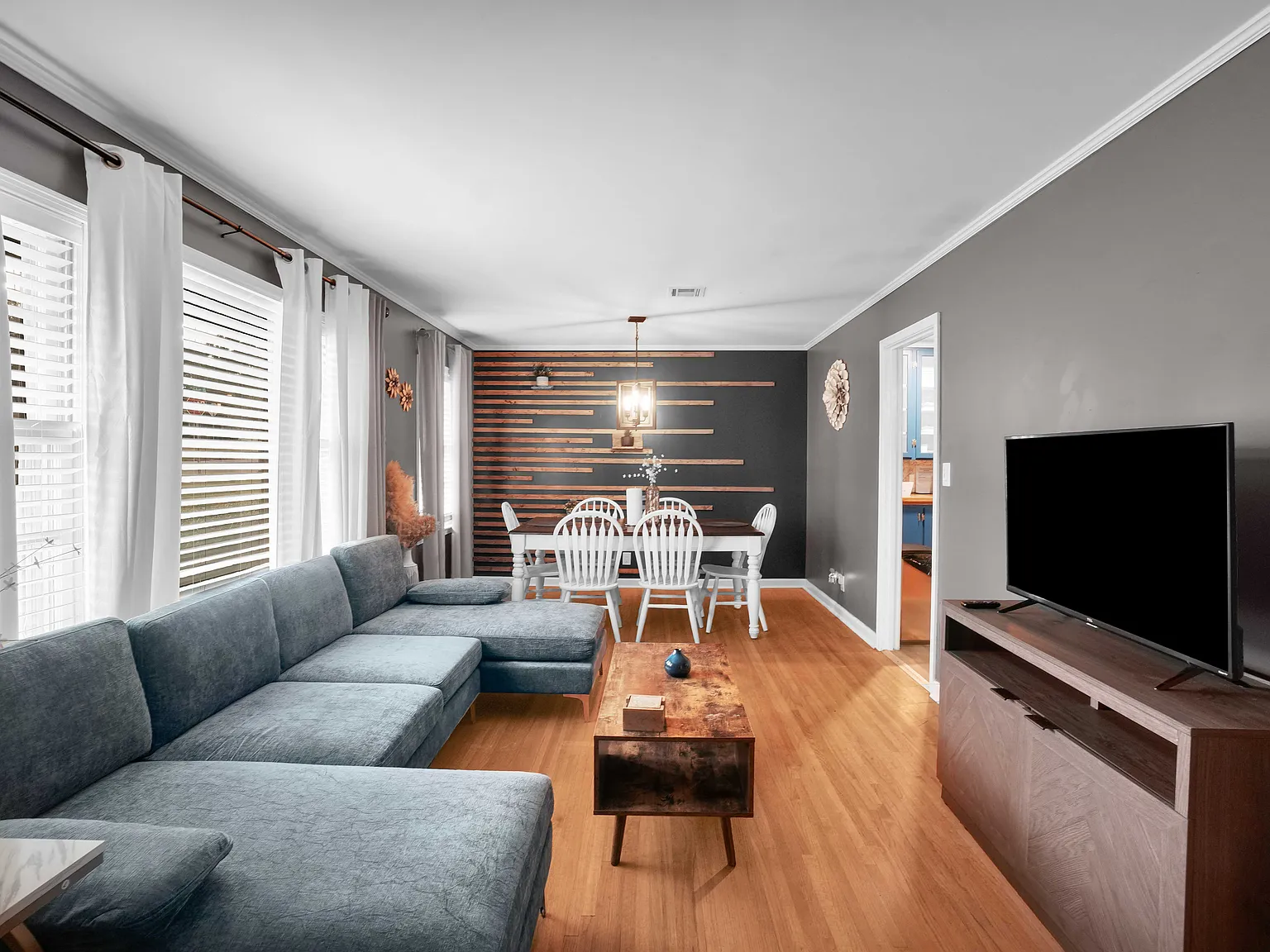 3 bed, 1677 sqft, $3,200 — Photo 4