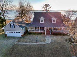 3470 River Pointe Dr, Cedar Bluff, AL 35959