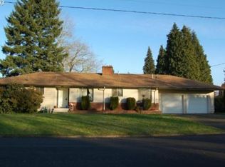 820 N Hawthorne Ct, Canby, OR 97013