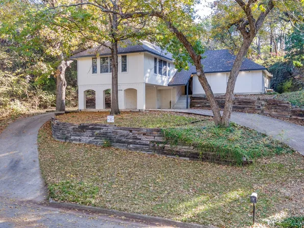 902 Sleepy Hollow Dr, Cedar Hill, TX 75104